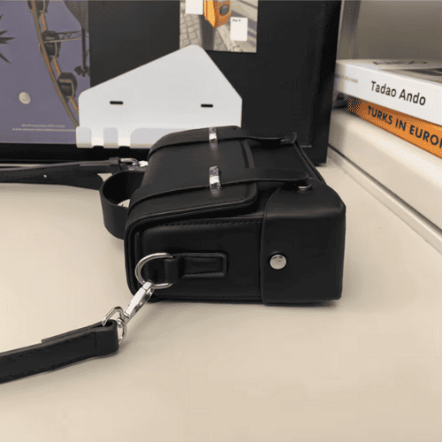 Petite Sacoche Messager Minimaliste avec Poignée