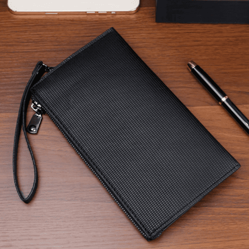 Pochette Main Homme à Texture Quadrillée Compacte